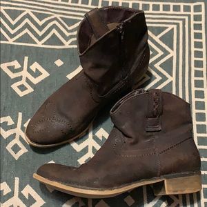 American Eagle Short Cowgirl Boots